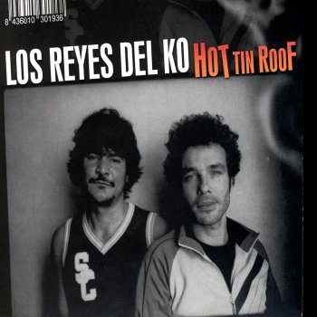 Los Reyes Del K.O Herb smoking