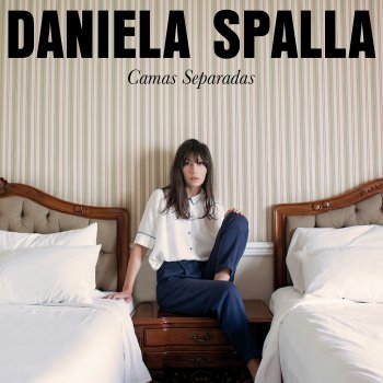 Daniela Spalla feat. Carlos Sadness Viaje A La Luna
