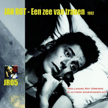 Jan Rot Hard Zingend In Het Donker (Fragment)