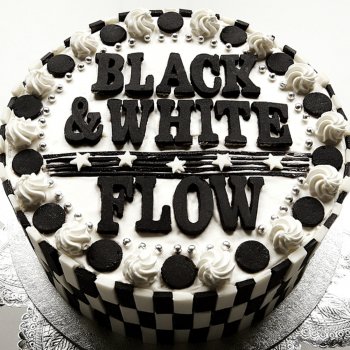 FLOW BLACK & WHITE