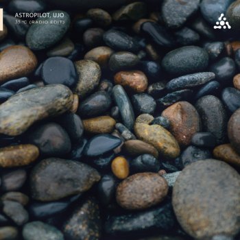 AstroPilot feat. UJO 35 ℃ - Radio Edit