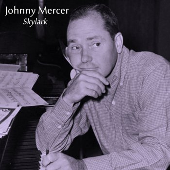 The Pied Pipers feat. Johnny Mercer AC-Cent-Tchu-Ate the Positive