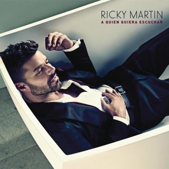 Ricky Martin A Quien Quiera Escuchar - Commentary