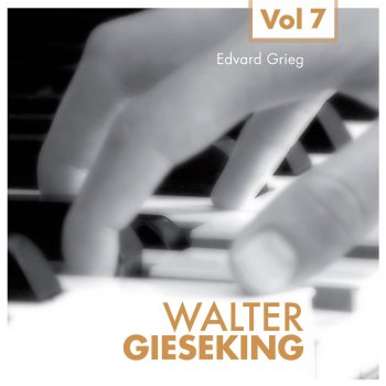 Walter Gieseking, Herbert von Karajan & Philharmonia Orchestra Piano Concerto in A minor, Op. 16: II. Adagio
