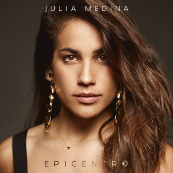 Julia Medina A Mordiscos