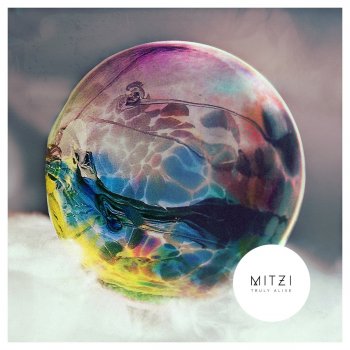 MITZI Voyage Voyage - Bonus Track