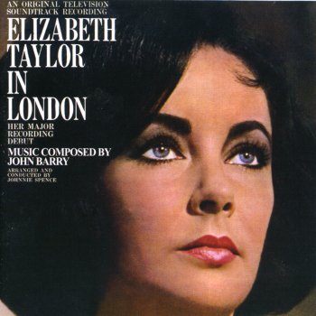 Elizabeth Taylor Queen Elizabeth At Tilbury