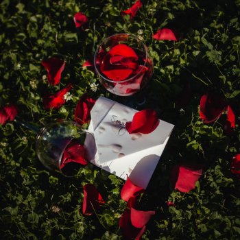 Haute Red Wine & Roses