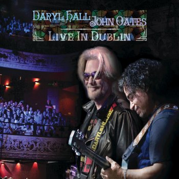 Daryl Hall & John Oates Kiss on My List (Live)
