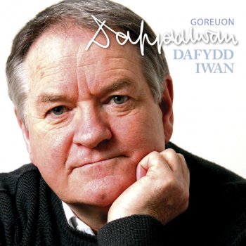 Dafydd Iwan Cerddwn Ymlaen
