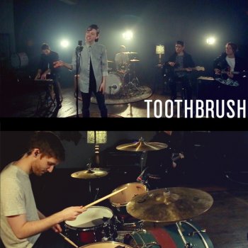 Max Wrye feat. Pros & iCons Toothbrush