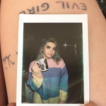 Isabella Amarga Stay