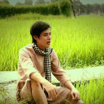 Ngoc Anh Trang Duoi Chan Minh