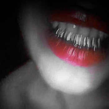 Исполнитель Tryp Flo, альбом FANGS - Single