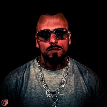 Исполнитель Hitman, альбом Hitman Suge Knight