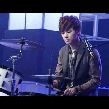 CNBLUE Man like me