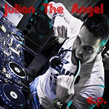 Julian the Angel Africant Chant (Groove Prisoner Remix)