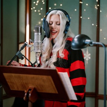 Lady Gaga Santa Claus Is Coming To Town