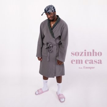 Macaia Sozinho Em Casa (feat. Enoque)