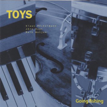 Toys Philip Marlowe in N.Y.