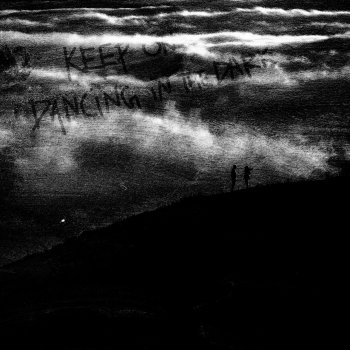 Исполнитель IVOXYGEN, альбом Keep On Dancing in the Dark - Single