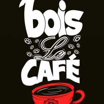 Aveiro Djess Bois le café