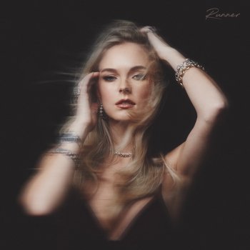 Исполнитель Karley Scott Collins, альбом Runner - Single