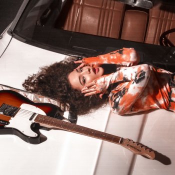 Исполнитель NIKI, альбом Breaking News - Single