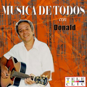 Donald En una Playa Junto al Mar