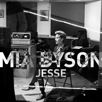 Mia Dyson Jesse (Radio Edit)