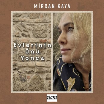 Mircan Kaya Evlerinin Önü Yonca