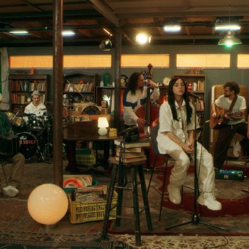 Nicki Nicole Colocao - Tiny Desk