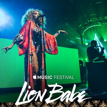 LION BABE Wonder Woman (Live)