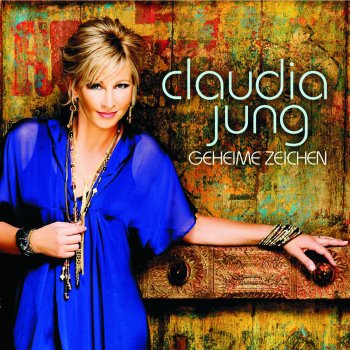 Claudia Jung Schwerelos