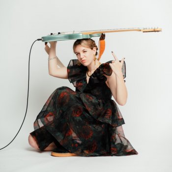 Maya Delilah Gravity