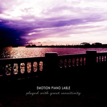 선율바다 비오는 창 밖을 바라보며