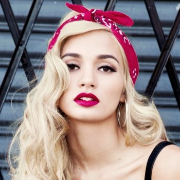 Pia Mia Underneath