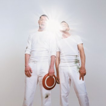 Märtini Brös. Flash (Tiga Unholy Trinity)