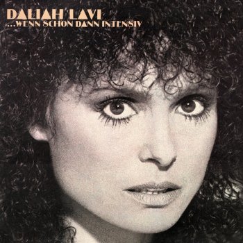 Daliah Lavi Israel