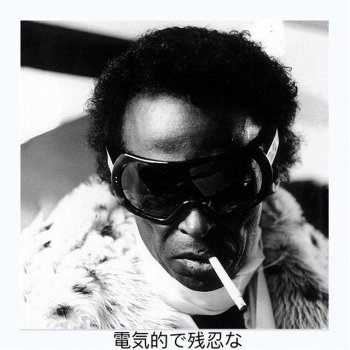 Miles Davis Right Off - Live